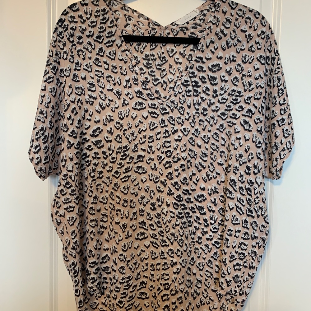 Ladies cheetah print blouse